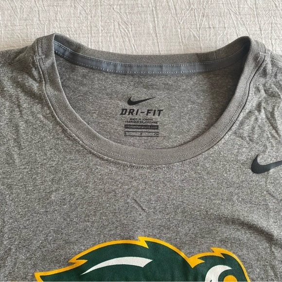 Nike Dri fit NDSU Track & Field Gray Long Sleeve Shirt Sz Small - Picture 3 of 7